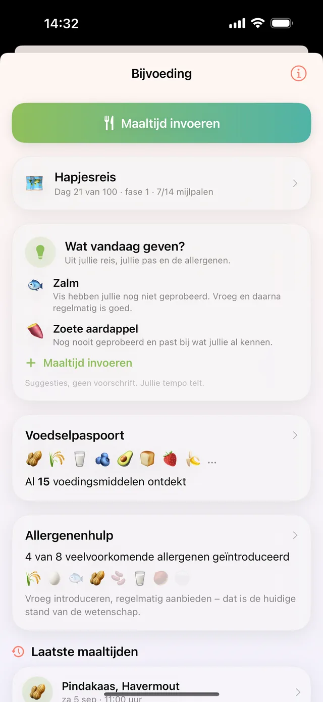 HeyFini eerste hapjes: Eerste-hapjesreis met mijlpalen, voedingspaspoort met 15 voedingsmiddelen en Allergenen-begeleider